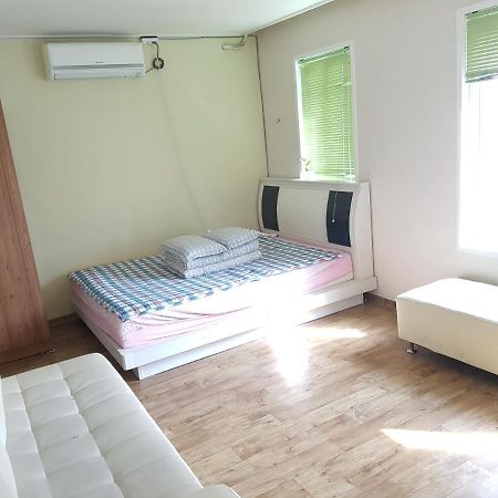 Guesthouse 710 In Haeundae Μπουσάν Εξωτερικό φωτογραφία