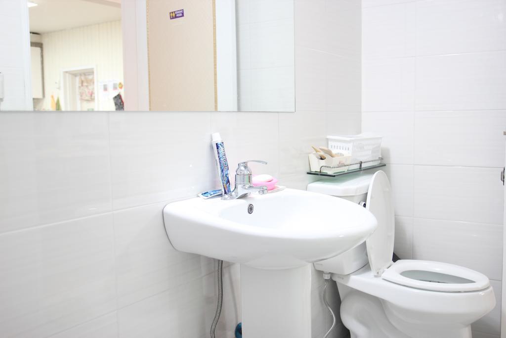 Guesthouse 710 In Haeundae Μπουσάν Εξωτερικό φωτογραφία