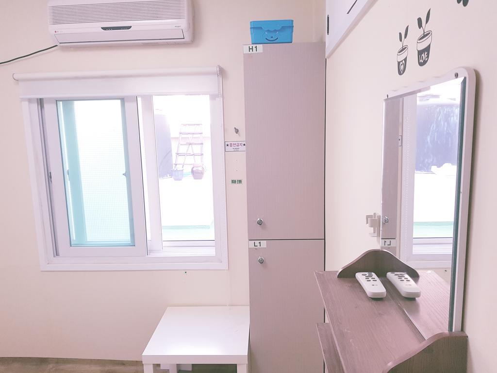 Guesthouse 710 In Haeundae Μπουσάν Εξωτερικό φωτογραφία
