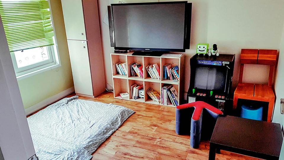 Guesthouse 710 In Haeundae Μπουσάν Εξωτερικό φωτογραφία